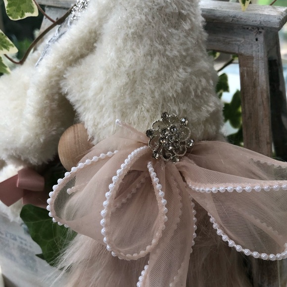 👑Festive Knome👑 - Picture 2 of 10